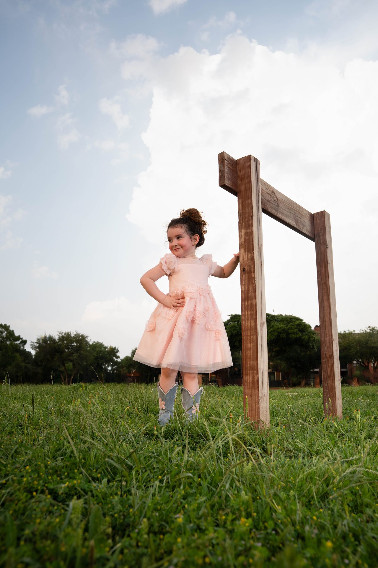 Family portrait session outdoors, DFW photography by Rayala Photo